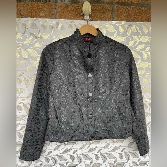 Isle By Melis Kozan Jackets & Blazers - isle by melis kozan embossed jacket featuring a soft animal-print texture small